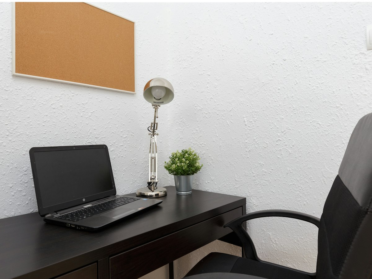 Furnished room in a 5-person shared flat in L'Hospitalet · 4