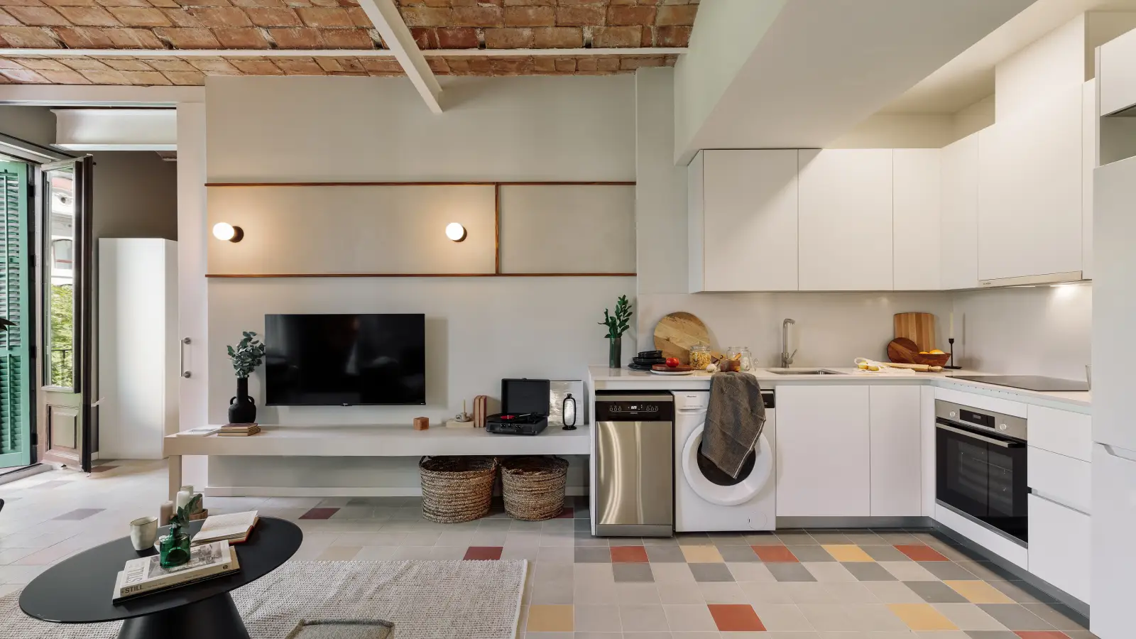Furnished 2-bedroom flat in Eixample, 69 m² · 3
