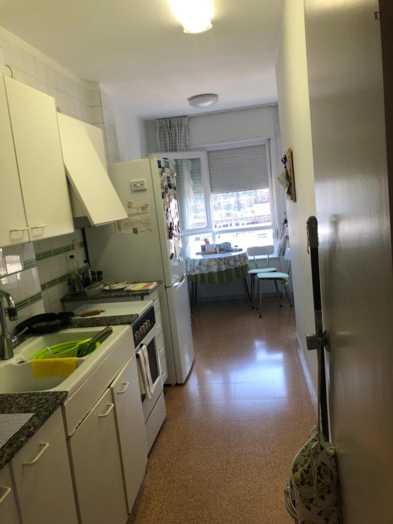 Furnished room in a 3-person shared flat in Sant Martí · 2