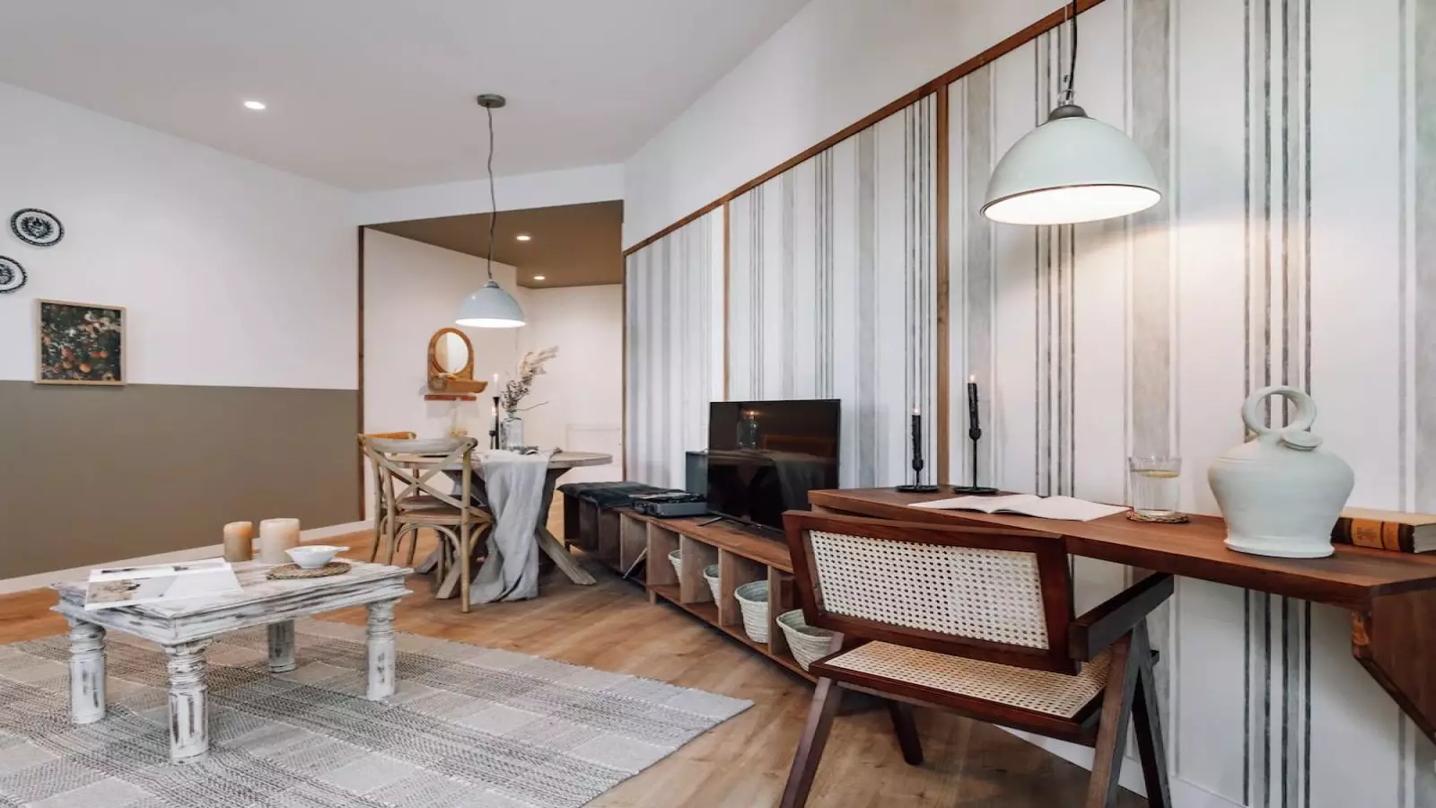 Furnished 1-bedroom flat in Eixample, 51 m² · 3