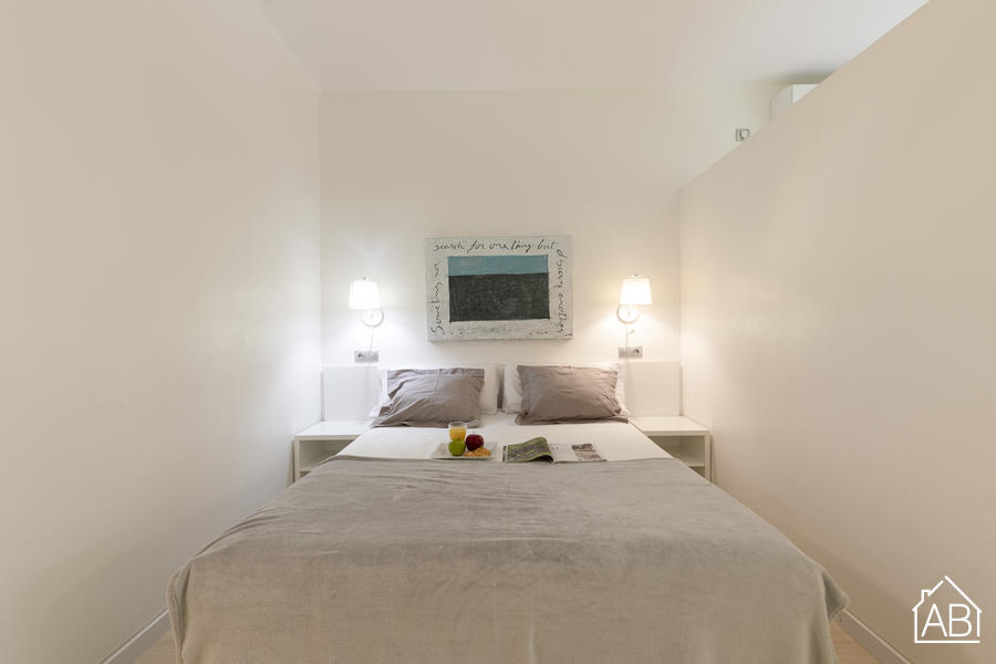 Piso de 2 dormitorios amueblado en Eixample, 40 m² · 2