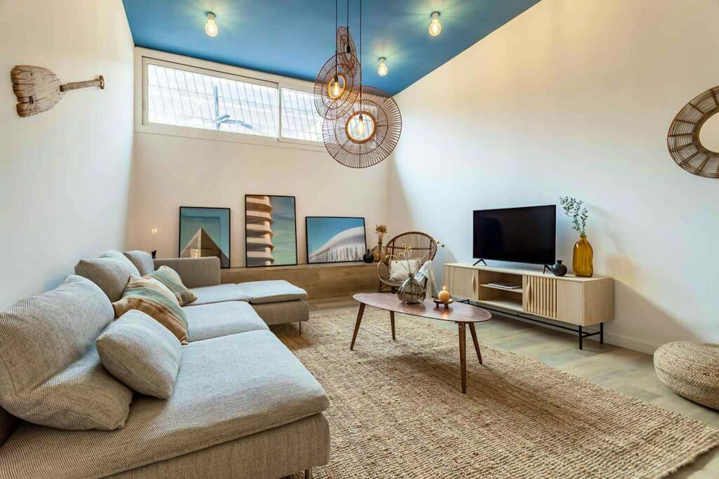 Furnished 3-bedroom flat in Eixample, 170 m² · 3