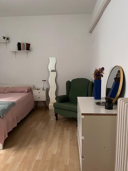 Habitación en piso compartido de 4 personas en Eixample · 2