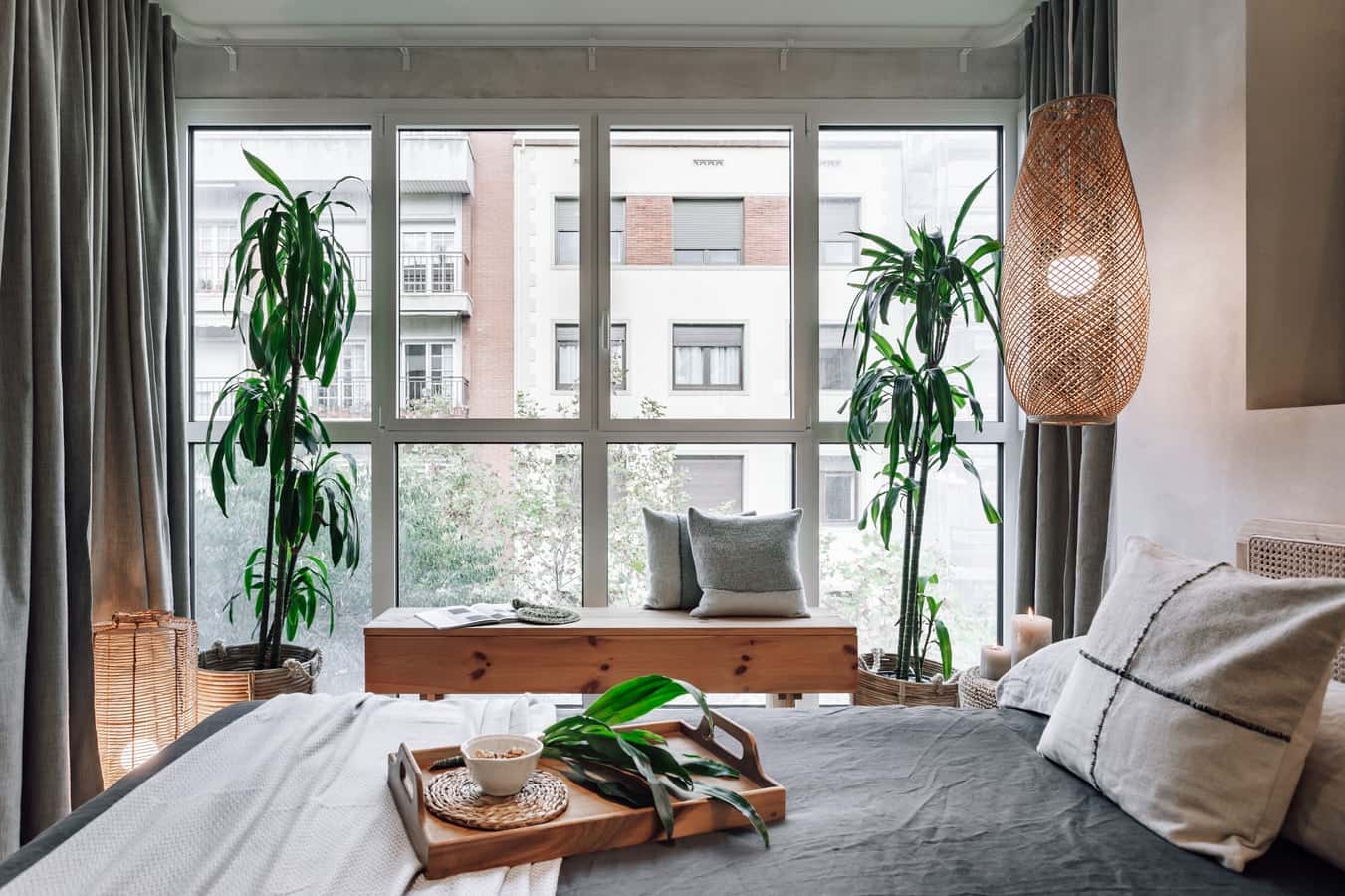 Furnished 2-bedroom flat in Eixample, 70 m² · 2
