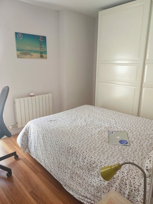 Room in a 3-person shared flat in Sants-Montjuïc · 2