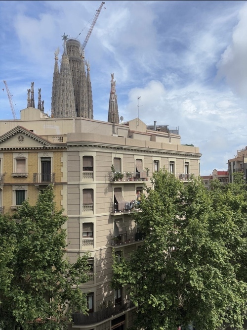 Habitación en piso compartido de 5 personas en Eixample · 3