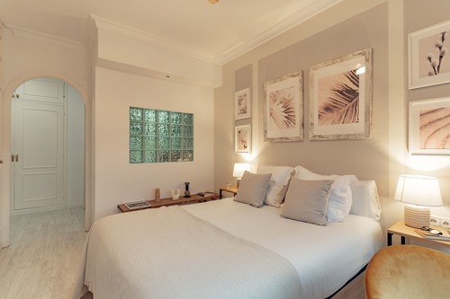 Habitación en piso compartido de 4 personas en Sarrià–Sant Gervasi · 2