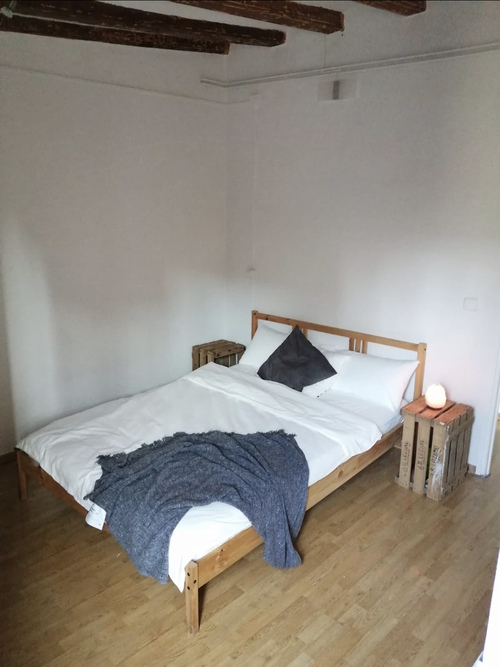 Room in a 4-person shared flat in Ciutat Vella · 2