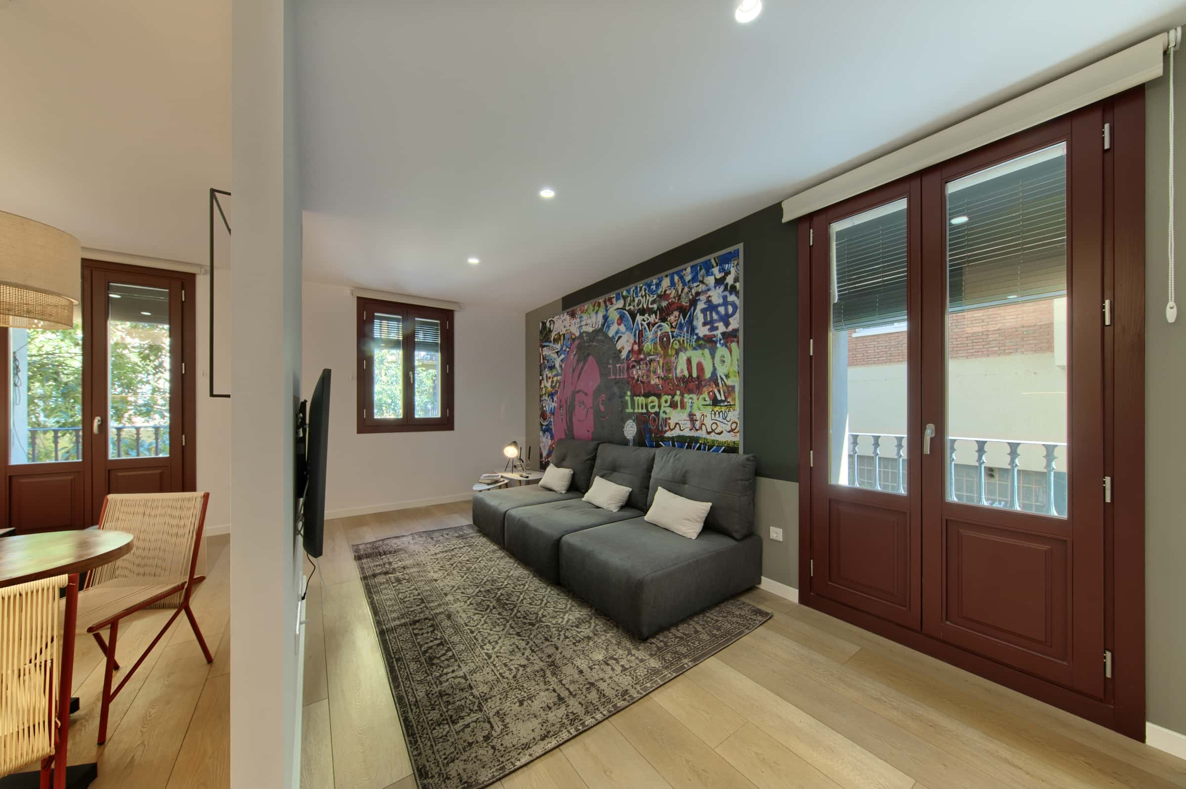 Furnished 3-bedroom flat in Eixample, 68 m² · 3