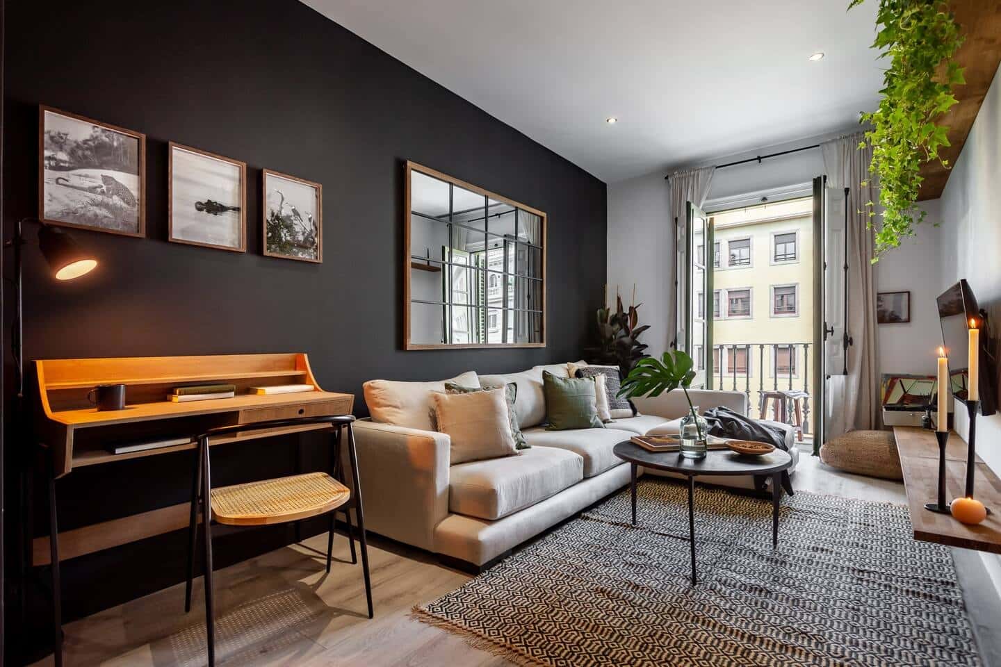 Furnished 2-bedroom flat in Eixample, 70 m² · 3