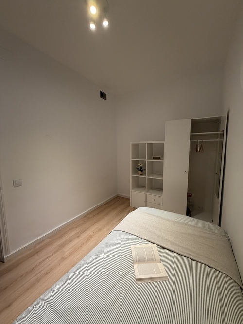 Habitación en piso compartido de 3 personas en Sarrià–Sant Gervasi · 2