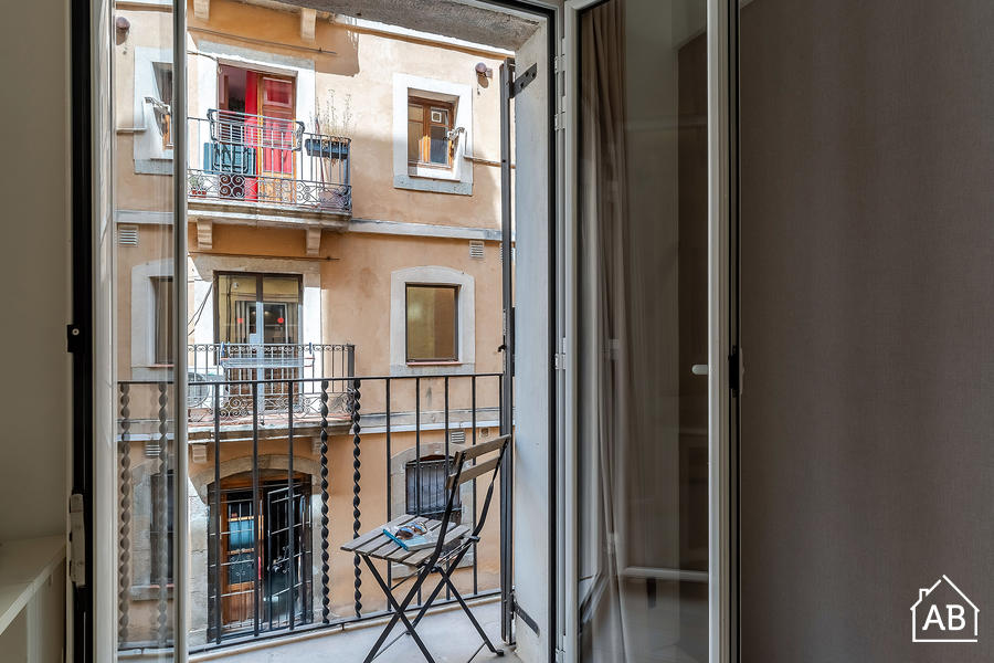 Furnished 2-bedroom flat in Ciutat Vella, 30 m² · 2