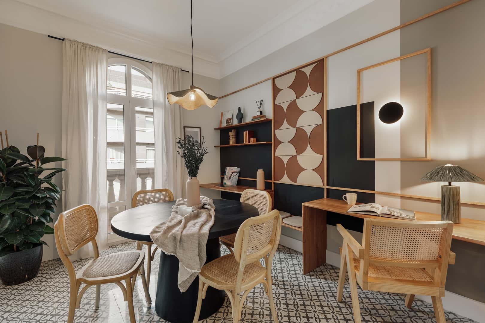 Furnished 2-bedroom flat in Eixample, 72 m² · 3