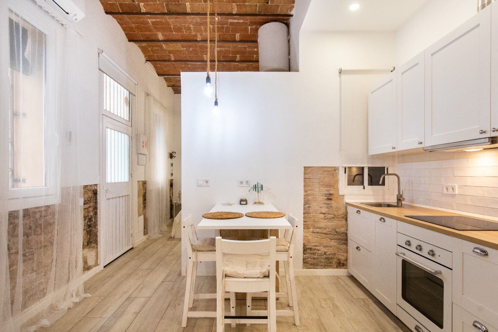 Piso de 2 dormitorios en Ciutat Vella, 70 m² · 2