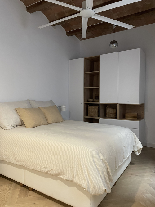 Room in a 2-person shared flat in Gràcia · 3