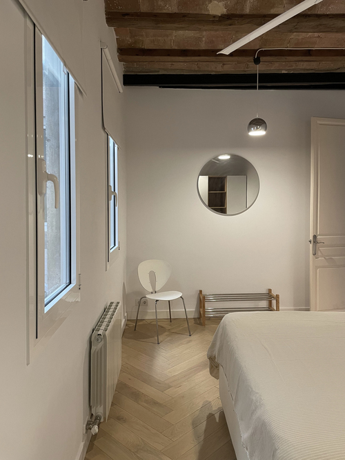 Room in a 2-person shared flat in Gràcia · 4