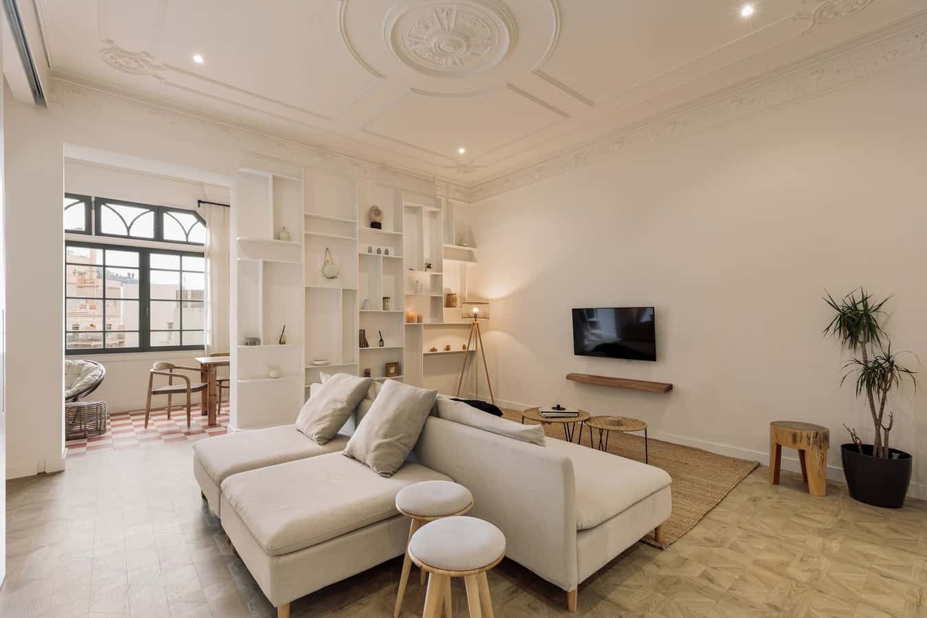 Piso de 2 dormitorios amueblado en Barcelona, 95 m²