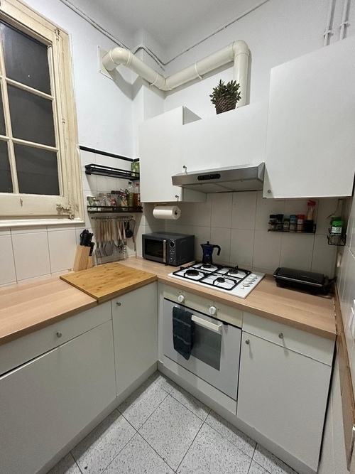 Room in a shared flat in Eixample · 3