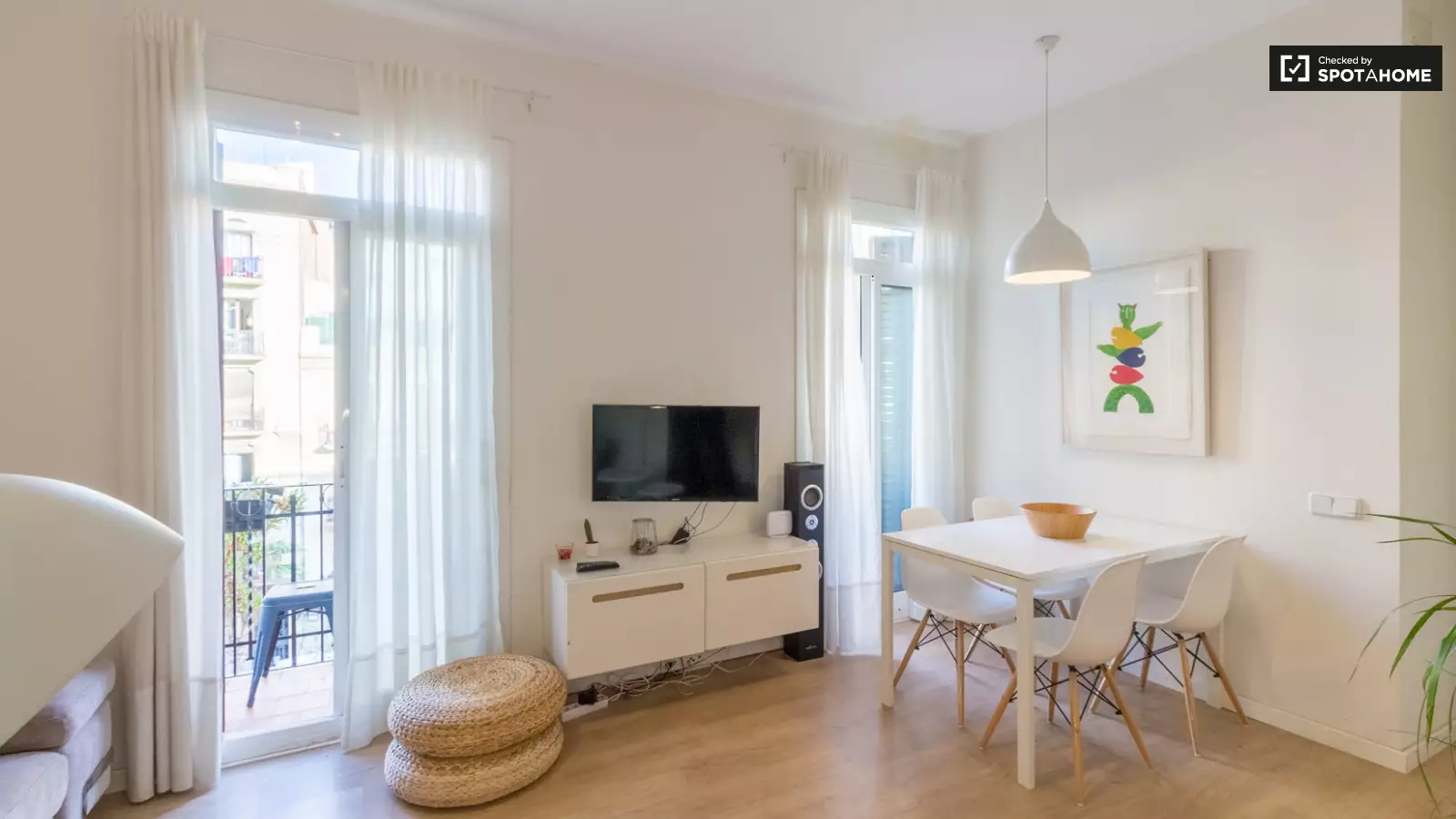 Furnished 2-bedroom flat in Sants-Montjuïc, 60 m² · 2