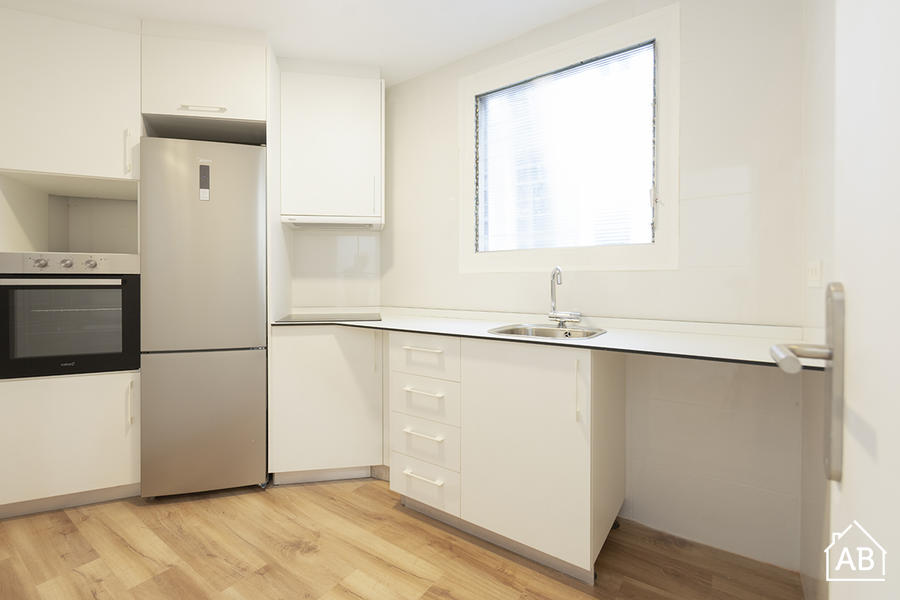 Piso de 6 dormitorios amueblado en Eixample, 80 m² · 2