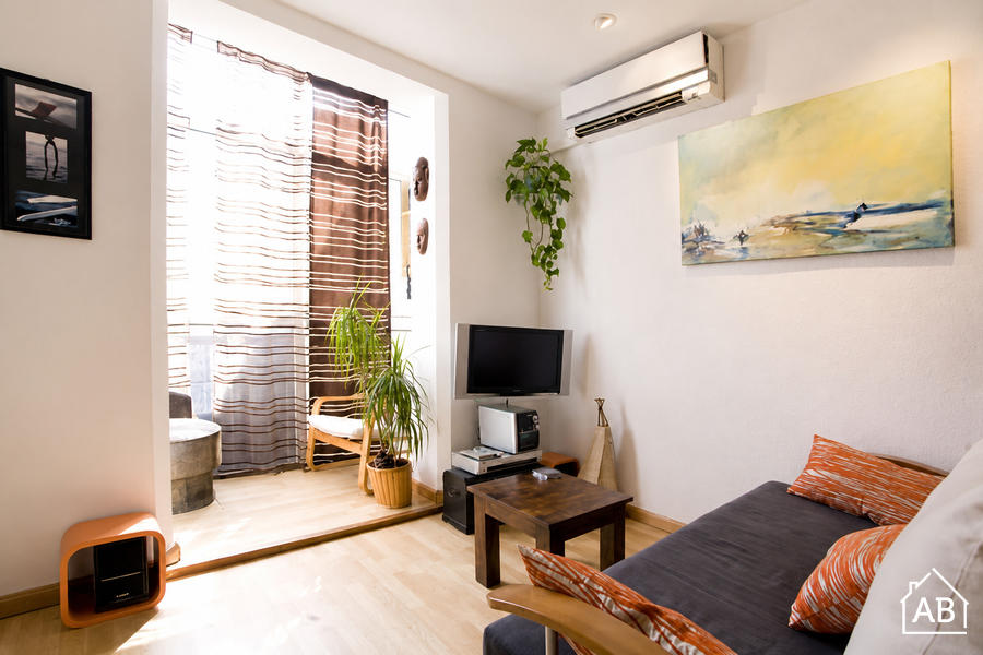 Furnished 2-bedroom flat in Ciutat Vella, 50 m² · 2