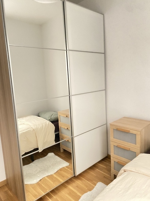 Room in a 3-person shared flat in Ciutat Vella · 2