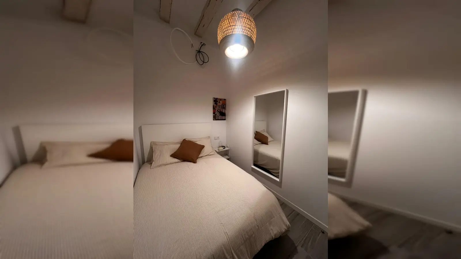 Furnished room in a shared flat in Ciutat Vella · 2