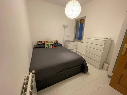 Room in a 2-person shared flat in Sant Martí · 4