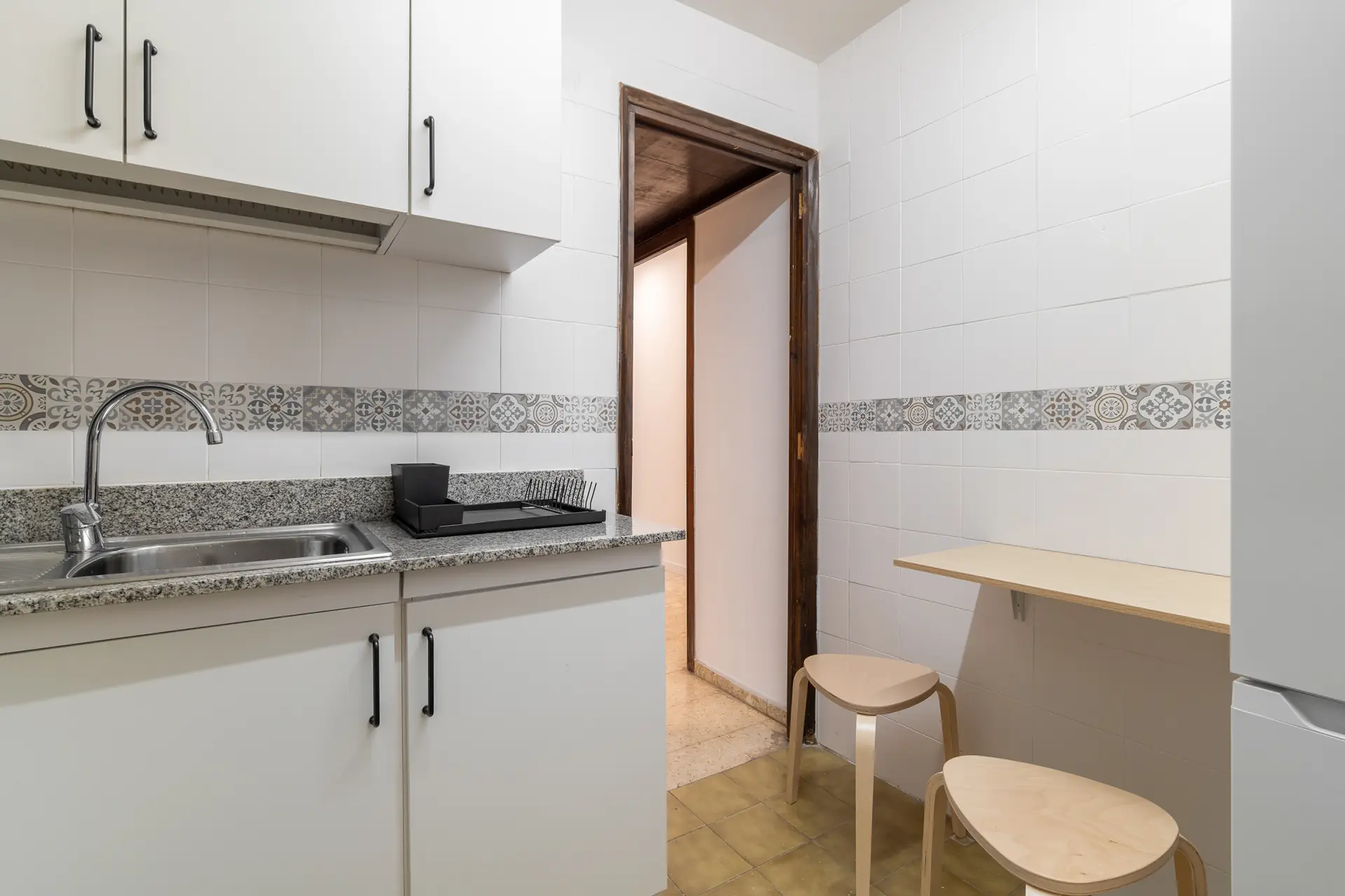 Habitación amueblada en piso compartido en Sants-Montjuïc · 3