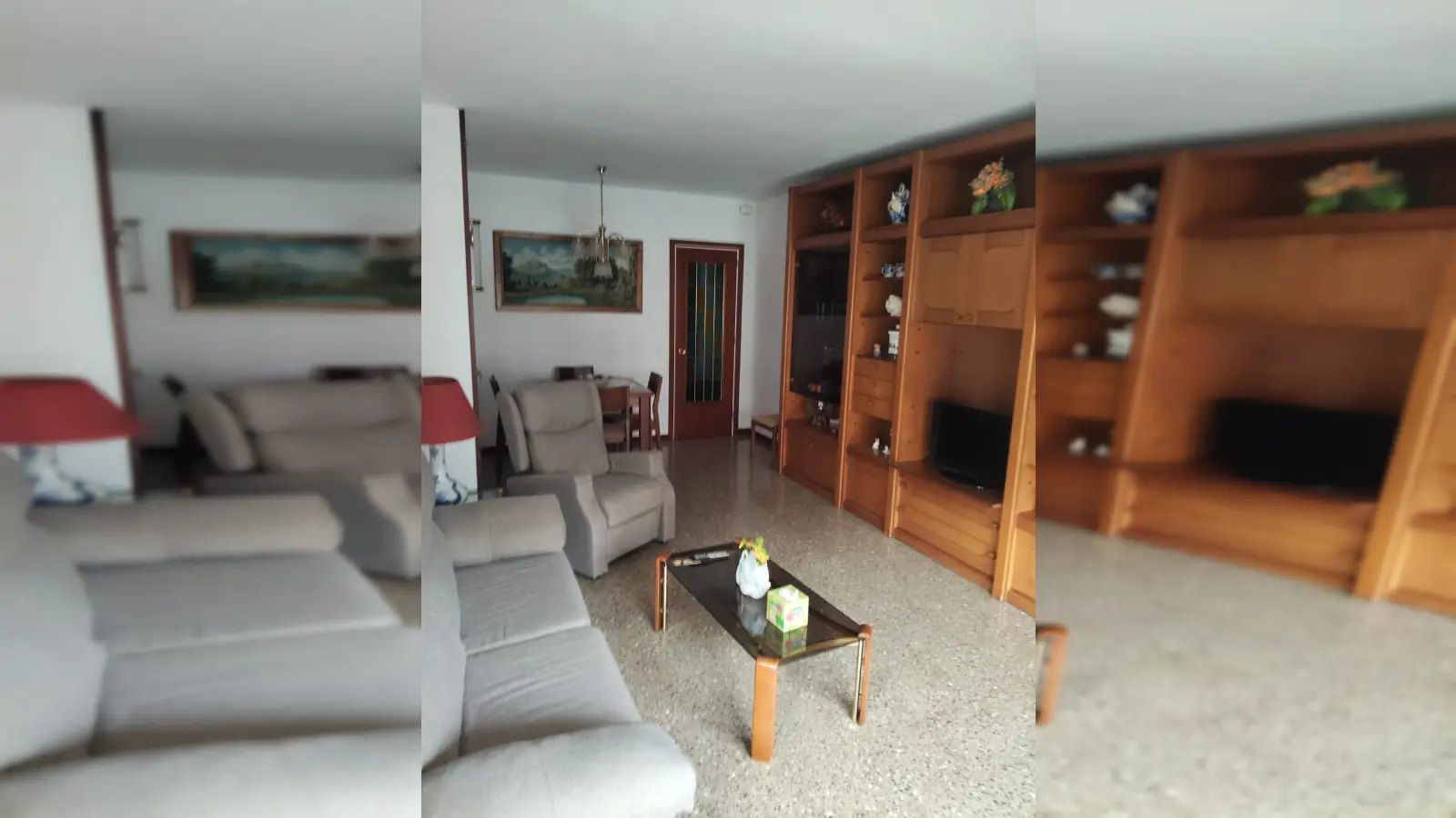 Furnished room in a shared flat in Sants-Montjuïc · 3