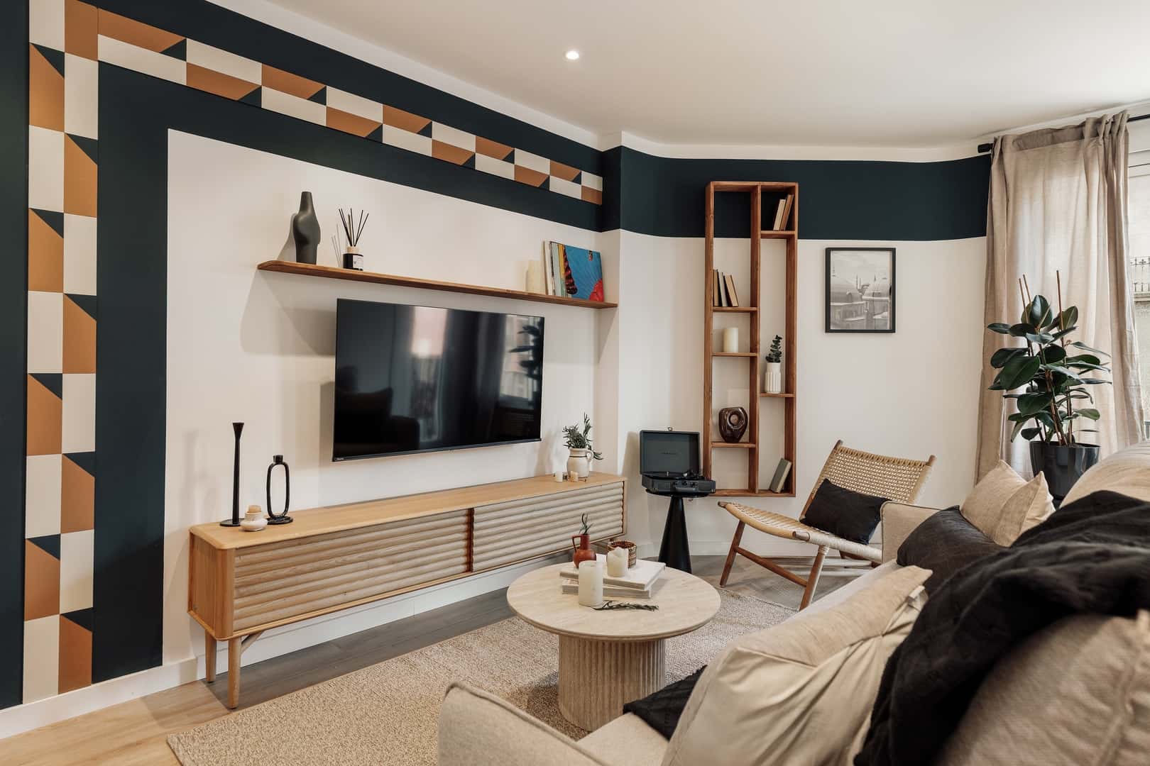 Furnished 3-bedroom flat in Eixample, 100 m² · 2