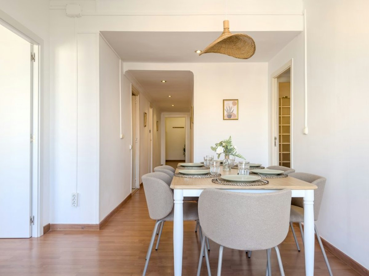 Habitación amueblada en piso compartido de 7 personas en Sants-Montjuïc · 4