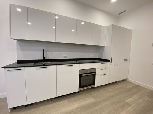 Flat in Eixample, 60 m² · 3