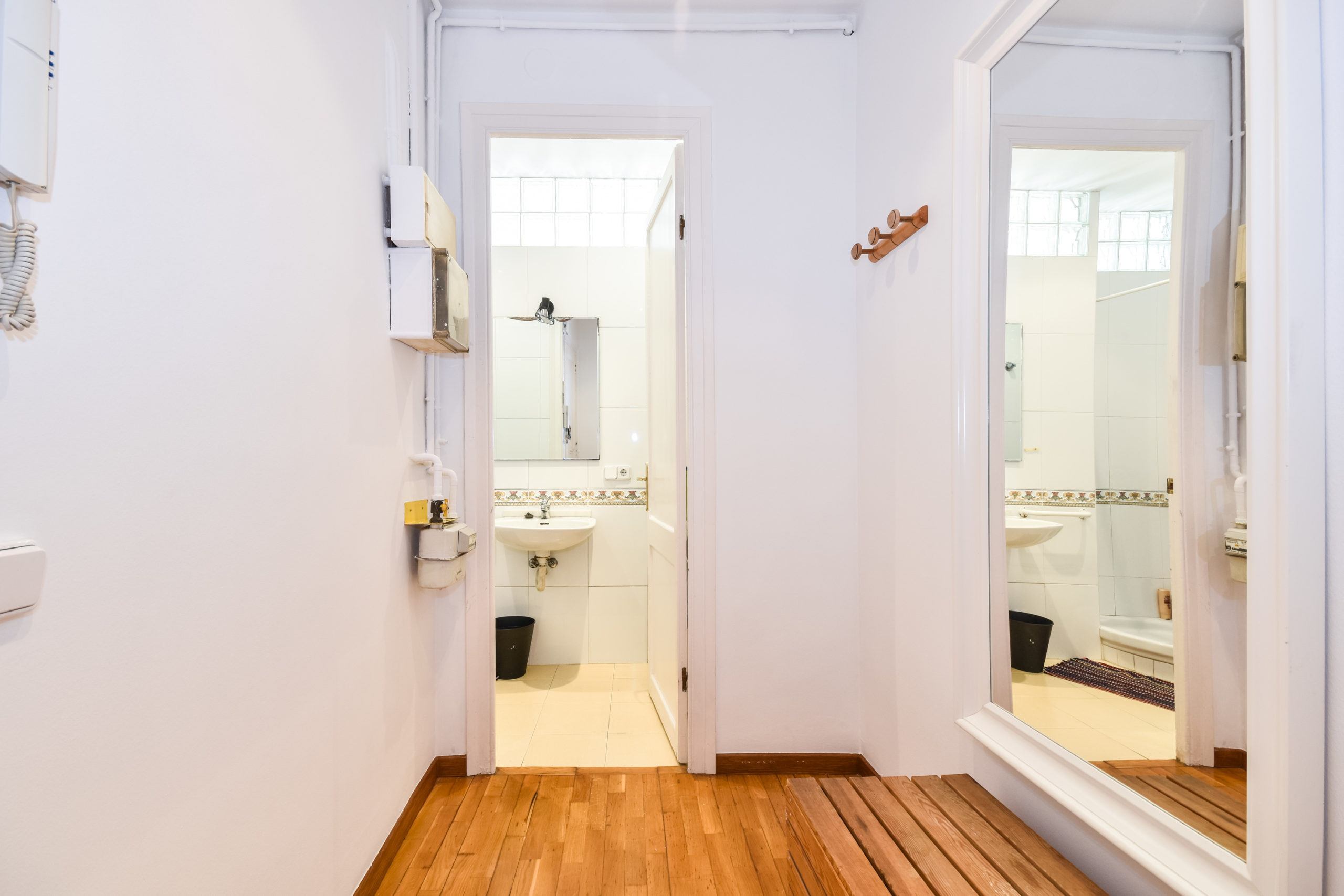 Piso de 2 dormitorios en Gràcia, 60 m² · 4