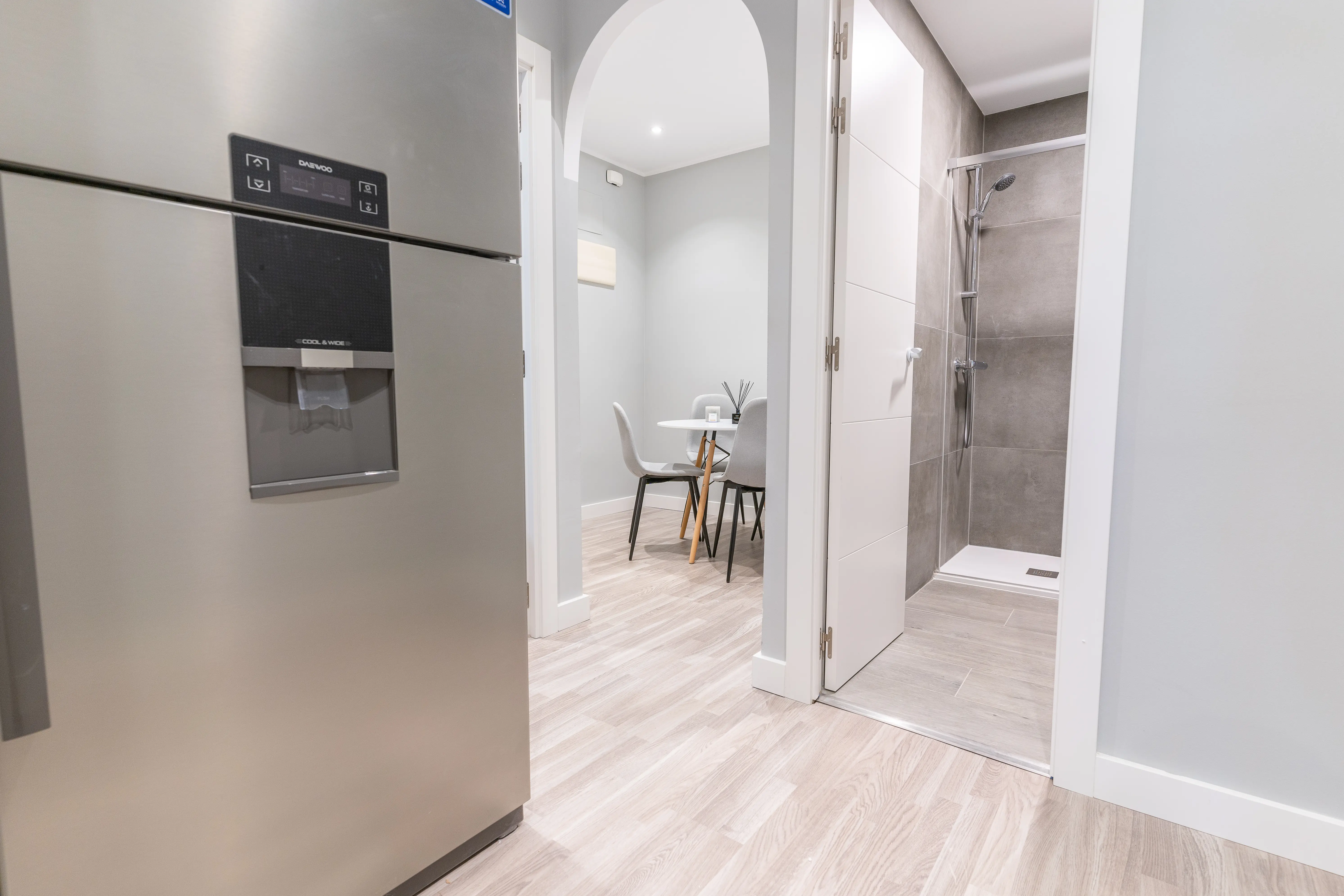 Habitación amueblada en piso compartido en Sarrià–Sant Gervasi · 2