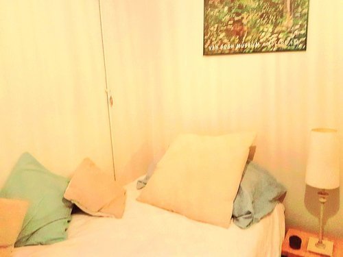 Room in a 3-person shared flat in Eixample · 3