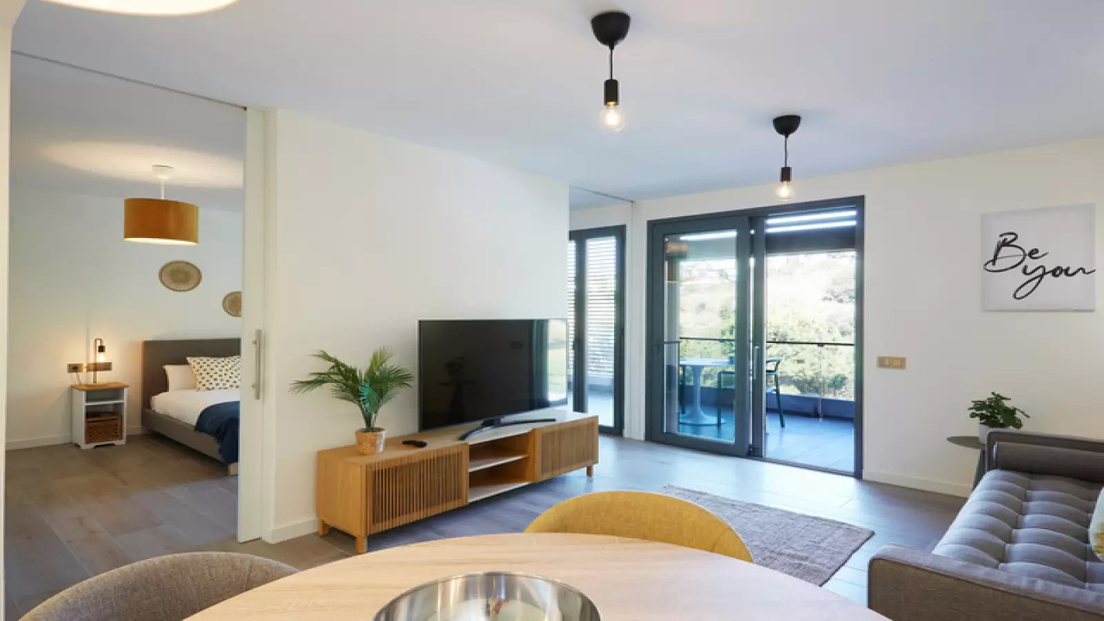 Furnished 1-bedroom flat in Esplugues, 80 m² · 3