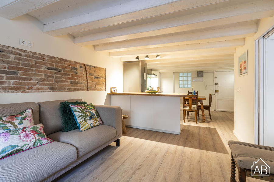 Furnished 3-bedroom flat in Sants-Montjuïc, 53 m² · 2