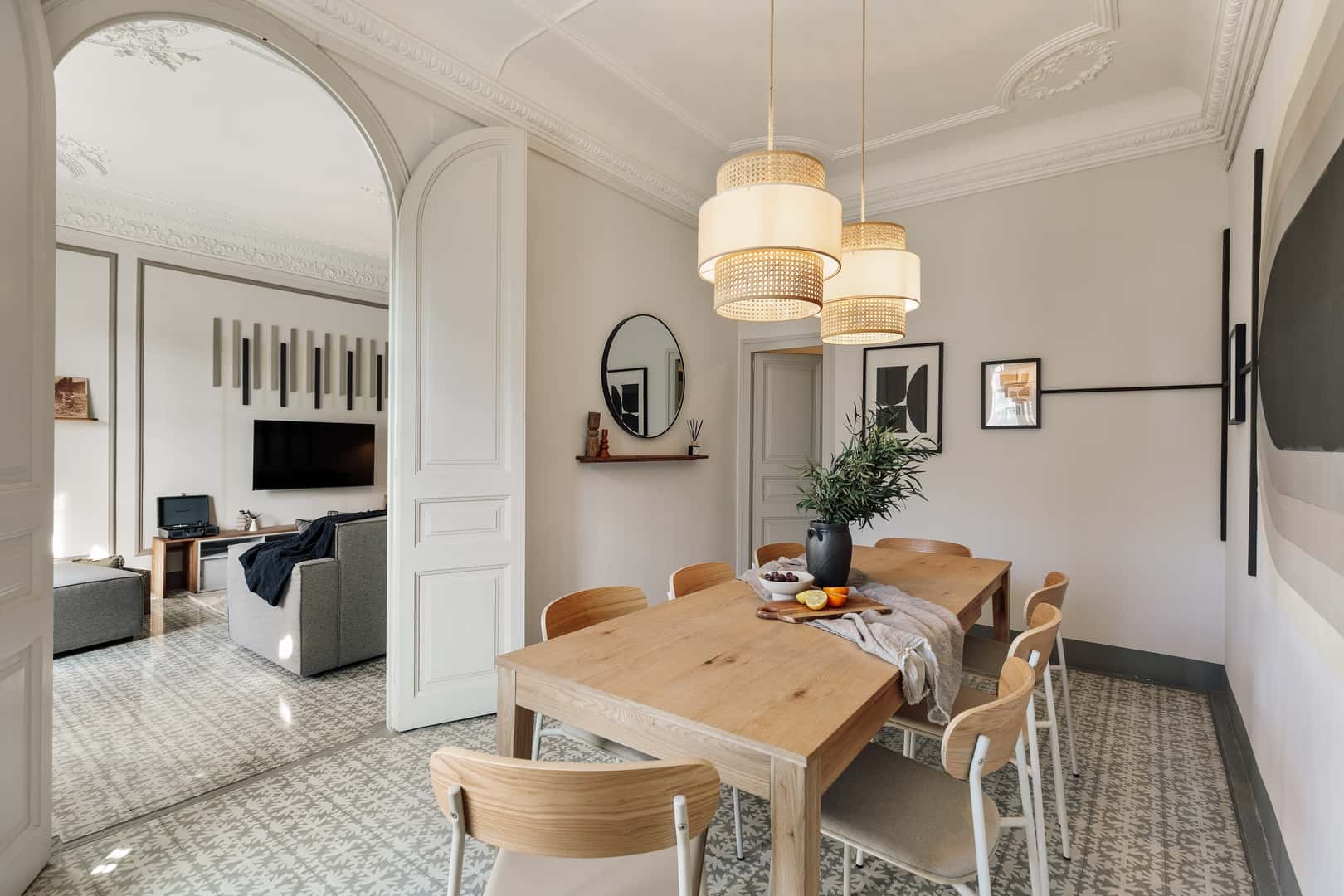 Furnished 5-bedroom flat in Eixample, 181 m² · 3