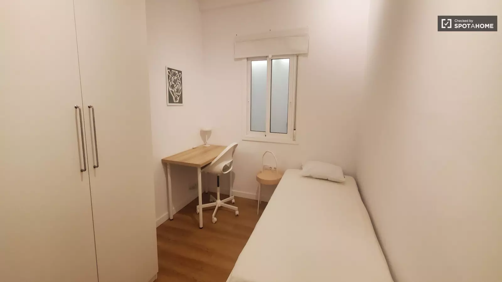 Habitación amueblada en piso compartido en Eixample · 3