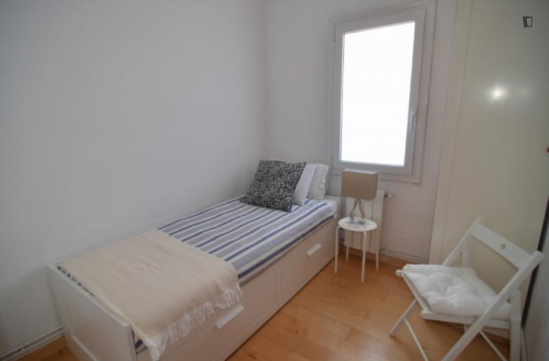Furnished 2-bedroom flat in Horta-Guinardó · 2