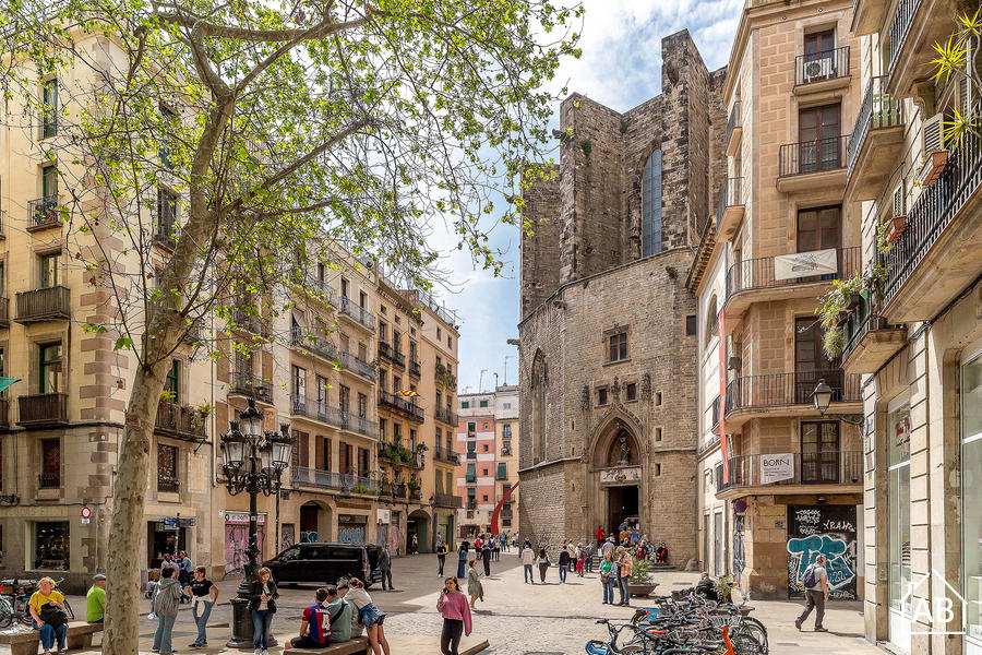 Furnished 2-bedroom flat in Ciutat Vella, 27 m² · 4