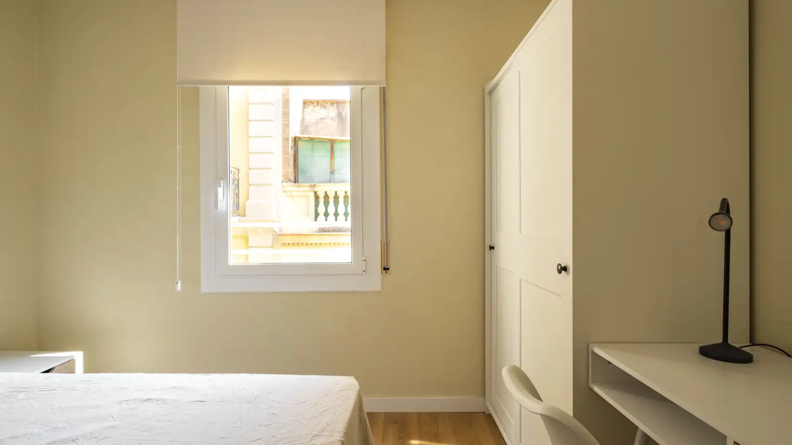 Piso de 2 dormitorios amueblado en Gràcia, 50 m² · 2