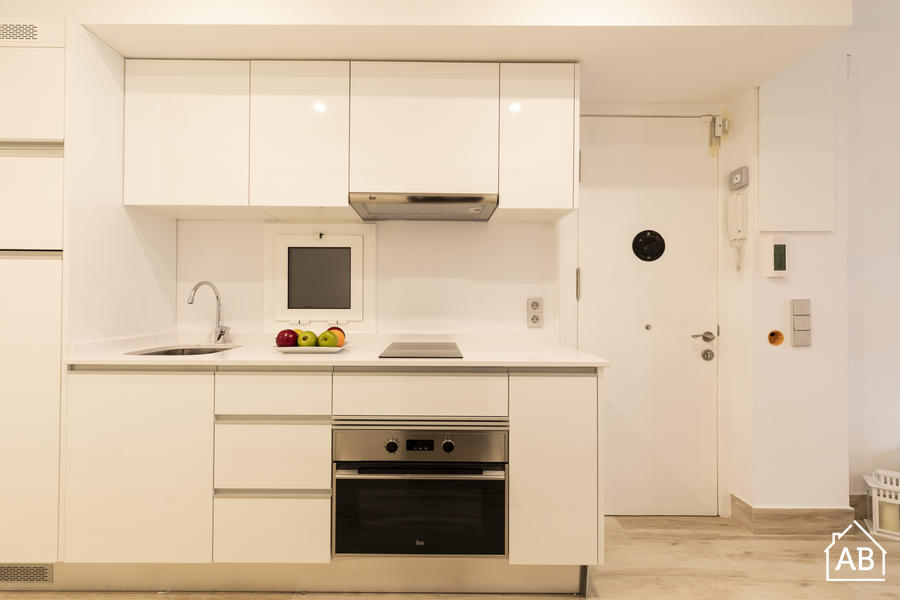 Piso de 4 dormitorios amueblado en Eixample, 54 m² · 3