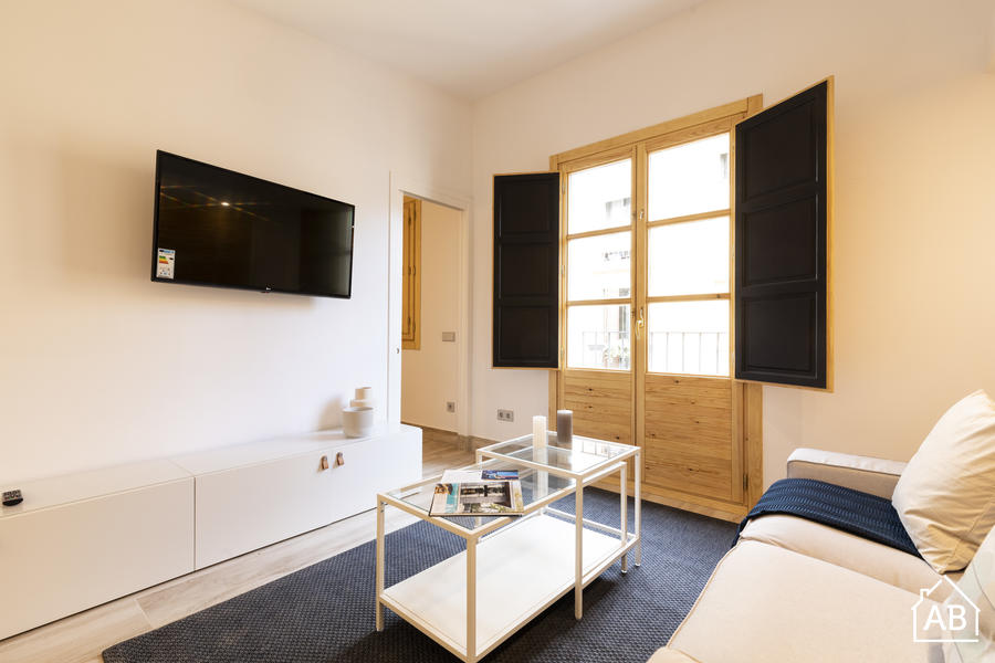 Piso de 4 dormitorios amueblado en Eixample, 54 m² · 4