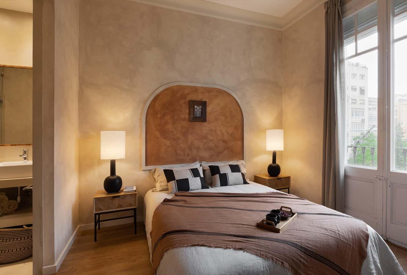 Furnished 2-bedroom flat in Eixample, 73 m² · 3