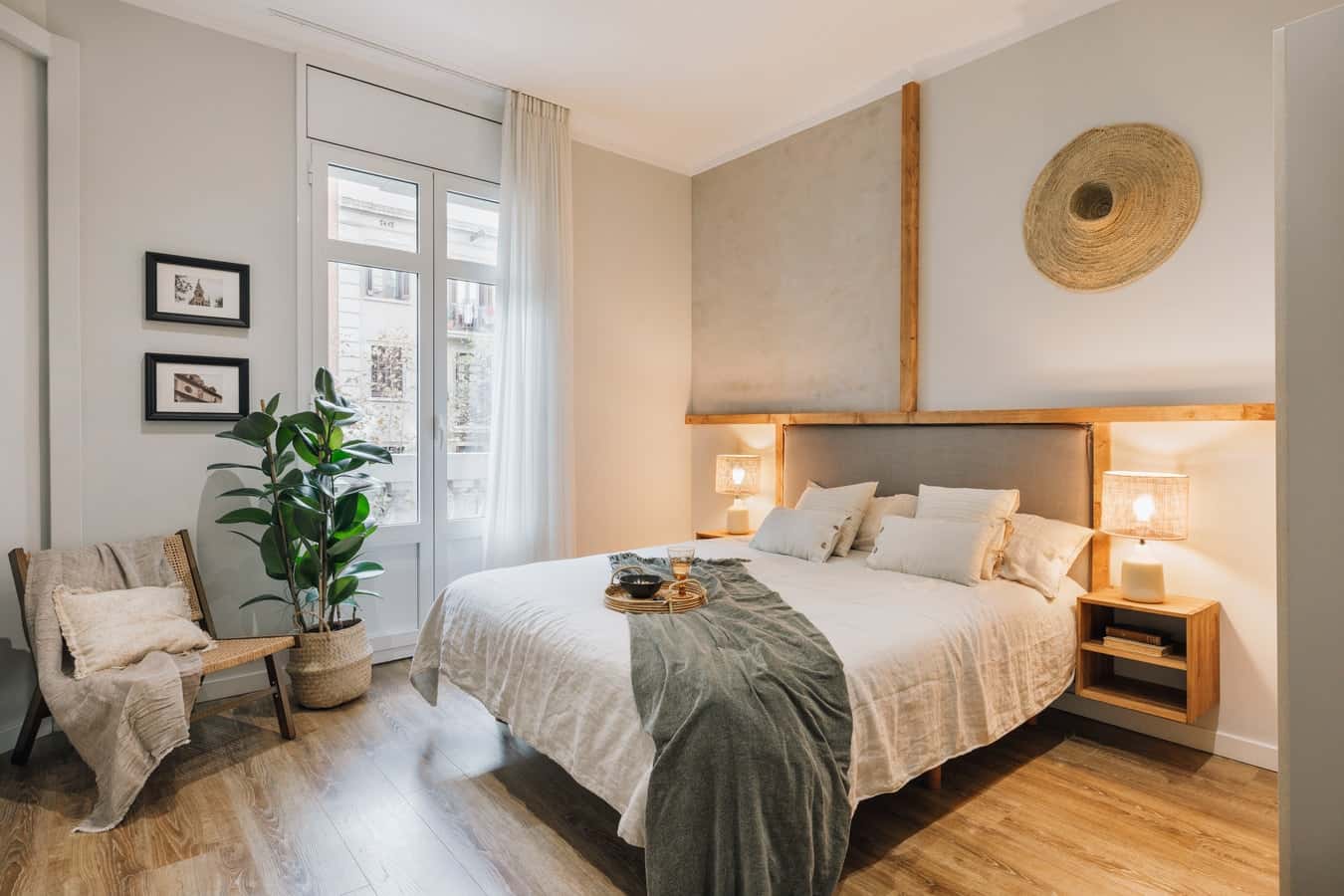 Furnished 3-bedroom flat in Eixample, 90 m² · 3
