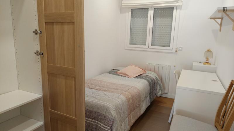 Room · Furnished · Sants-Montjuïc