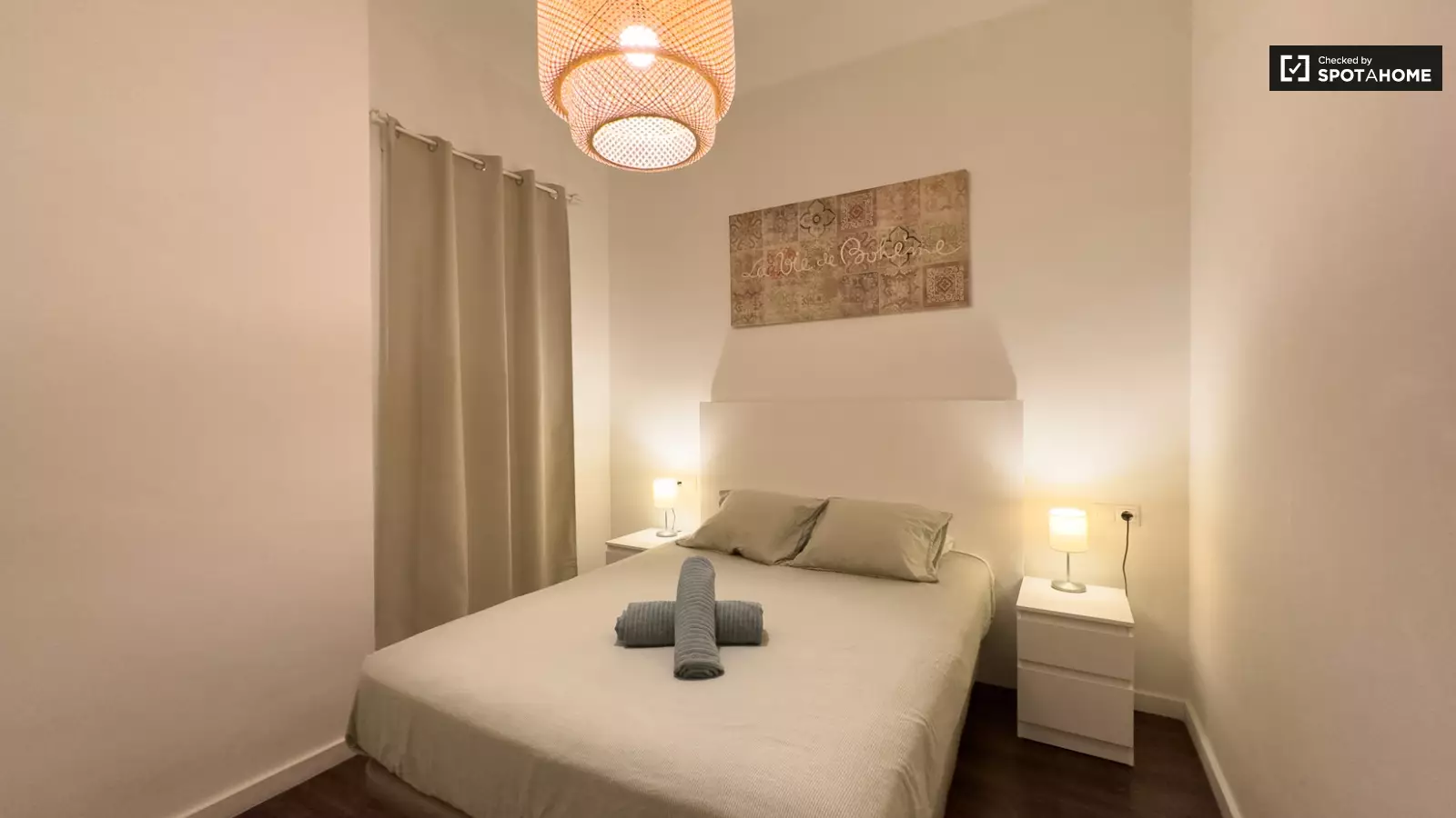 Piso de 2 dormitorios amueblado en Gràcia, 50 m² · 2