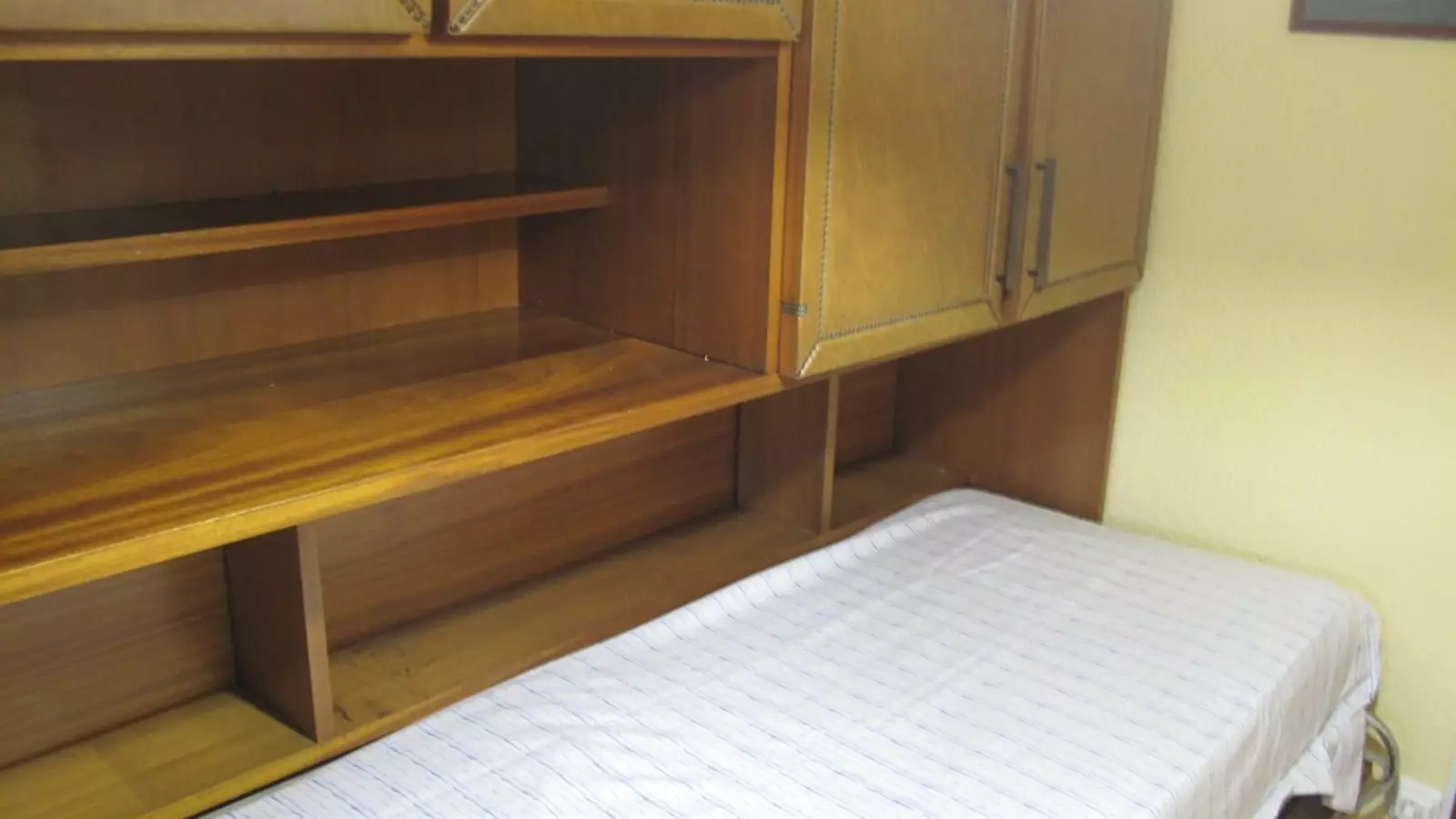 Furnished room in a 2-person shared flat in L'Hospitalet · 2